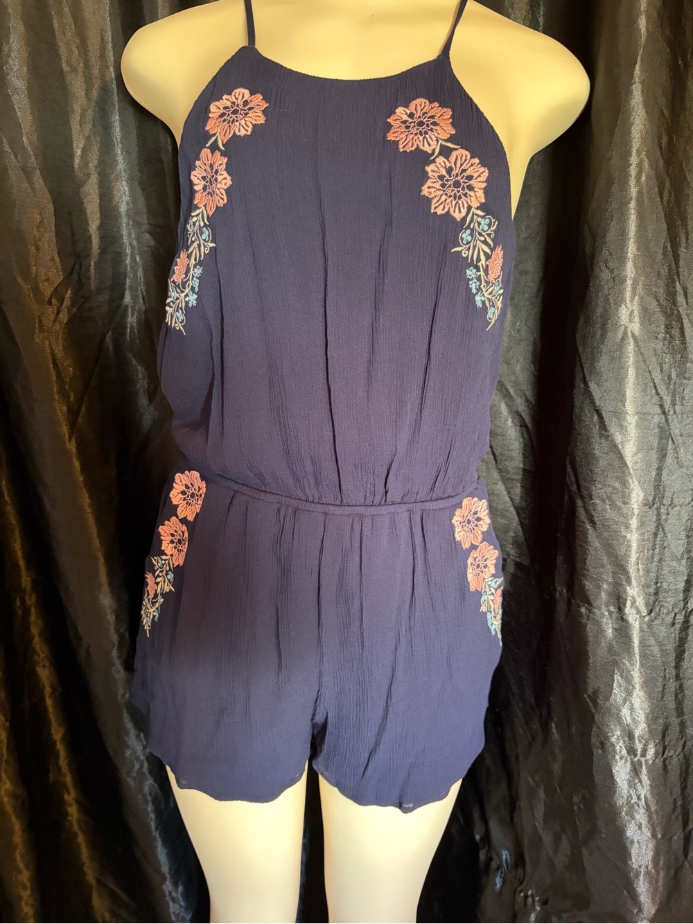 bleuh ciel Navy Floral-Embroidered Spaghetti-Strap Romper